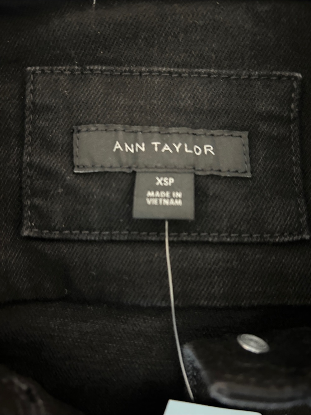 🖤BLACK DENIM JACKET🖤 - Picture 2 of 6